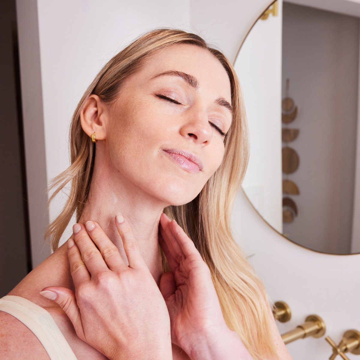 MDAiRE ingredient benefits — neck-tyte